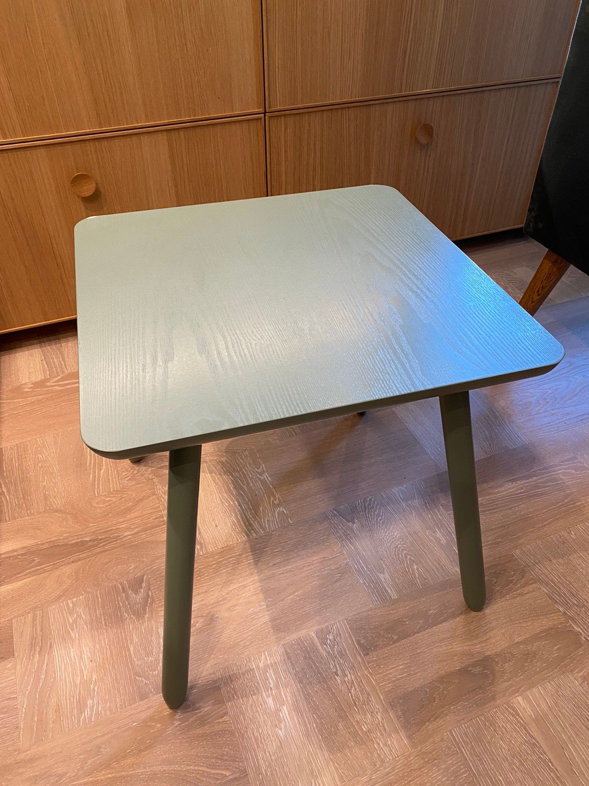 Lite bord fra Søstrene Grene | FINN.no Lite bord fra Søstrene Grene | FINN.no