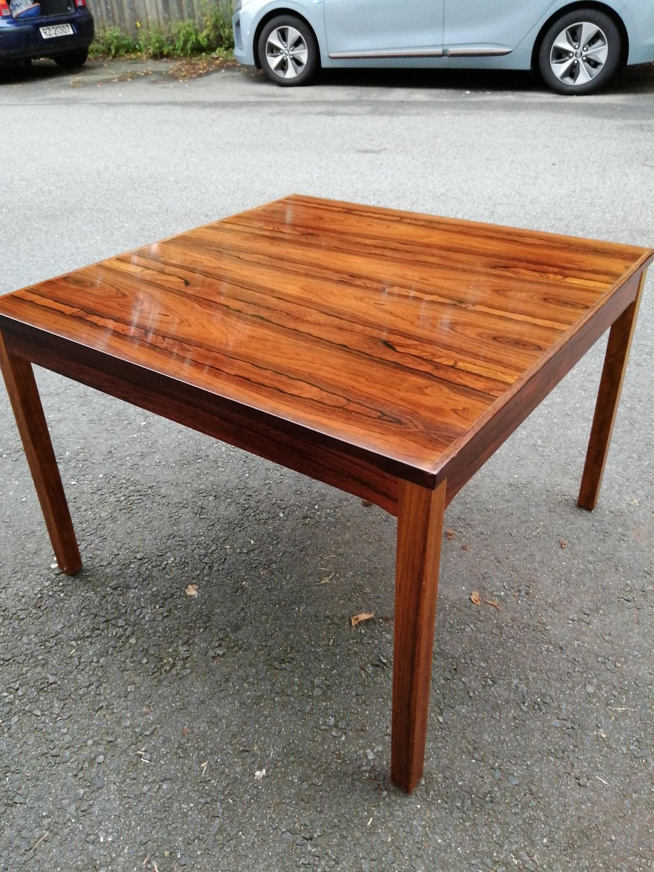 Torbjørn Afdal Sidebord i palisander for Bruksbo ved. Haug Bruksbo designbord fra Mellemstrands | FINN.no