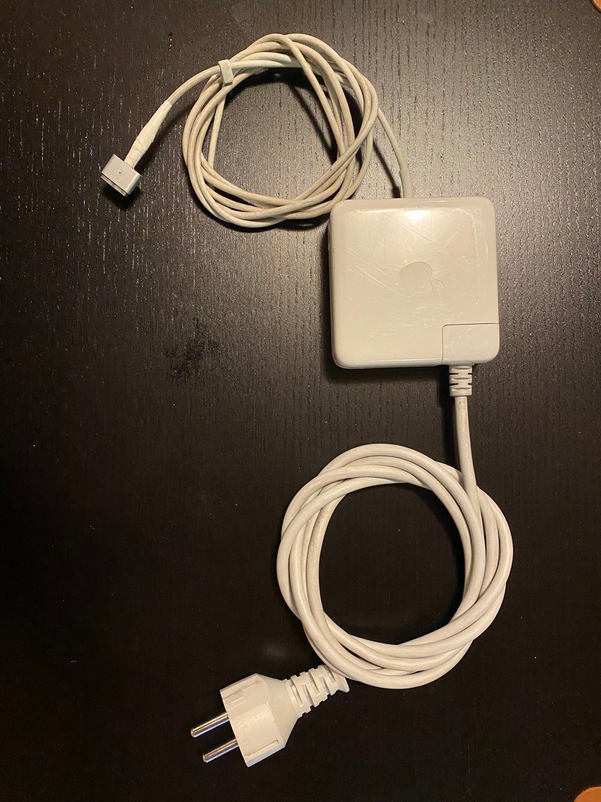 Apple Magsafe 2 Lader 85W | FINN.no Apple 85W MagSafe 2 lader for MacBook Pro Retina | FINN.no