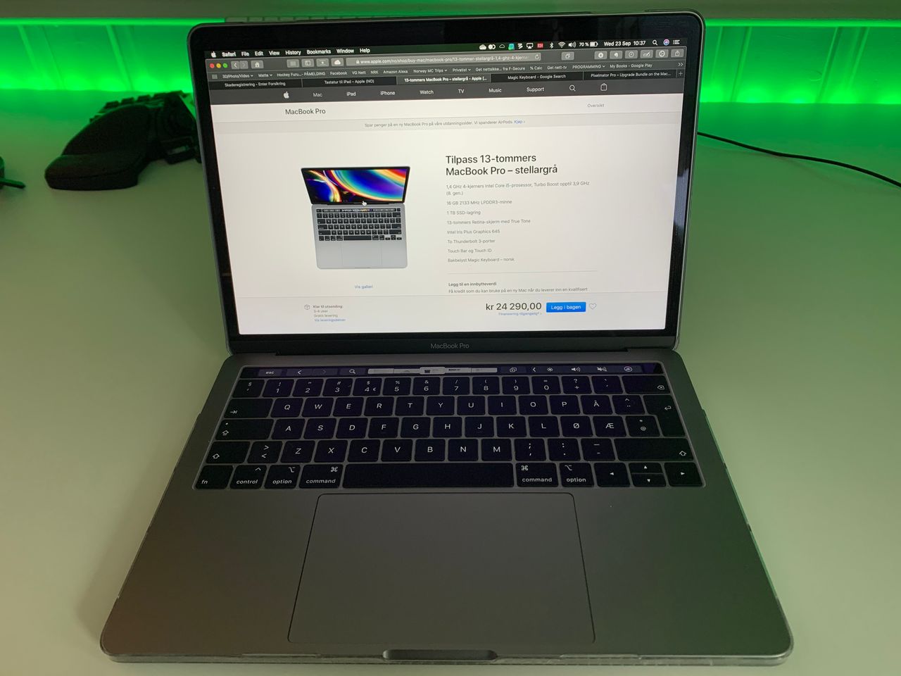 MacBook Pro 13 inch, nyeste versjon, 16GB minne 1TB SSD MacBook Pro (13 inch, 2017, Four Thunderbolt 3 Ports) | FINN.no