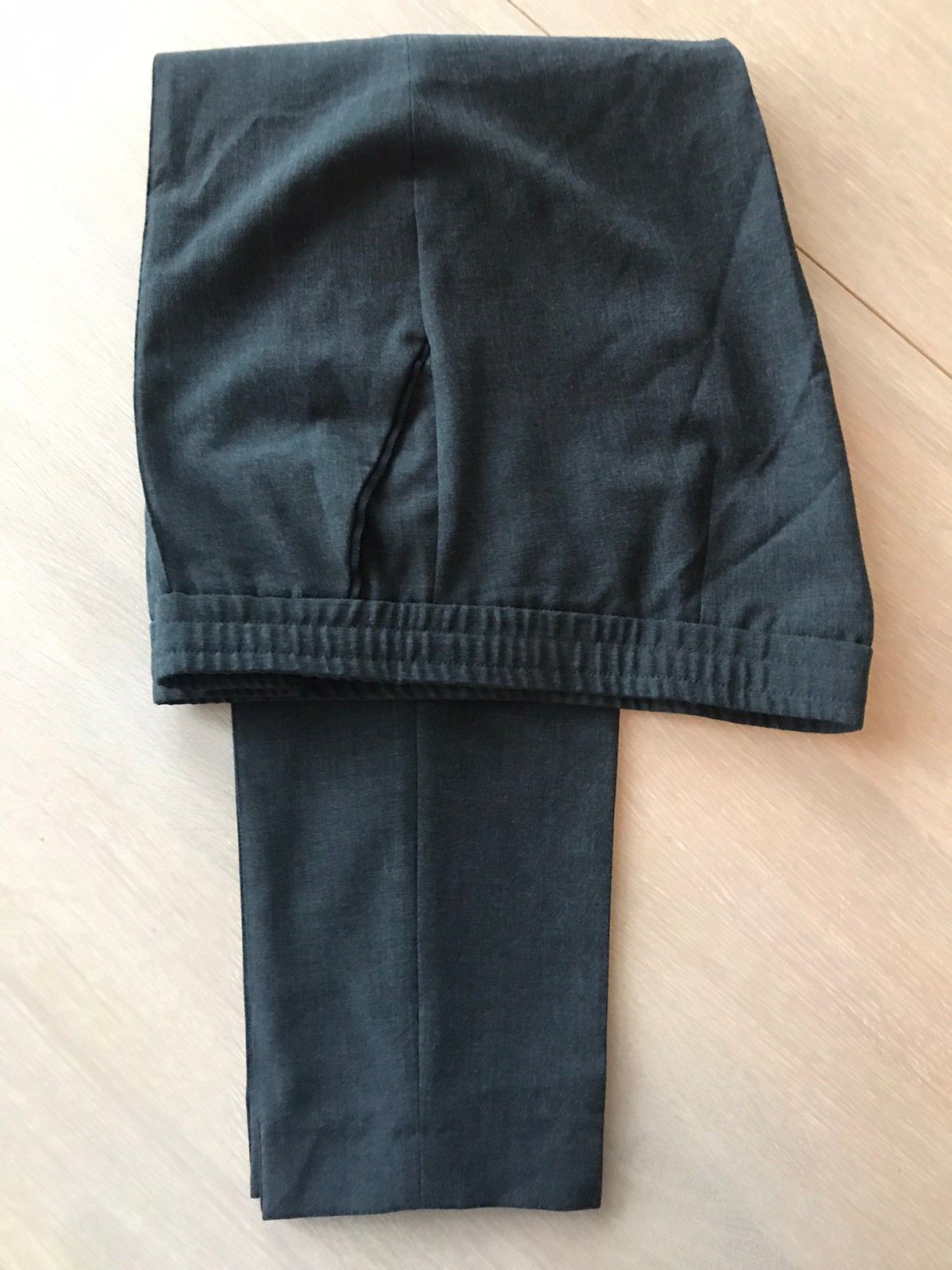 Koksgrå dressbukse fra Filippa K | FINN.no Koksgrå dressbukse fra Filippa K | FINN.no