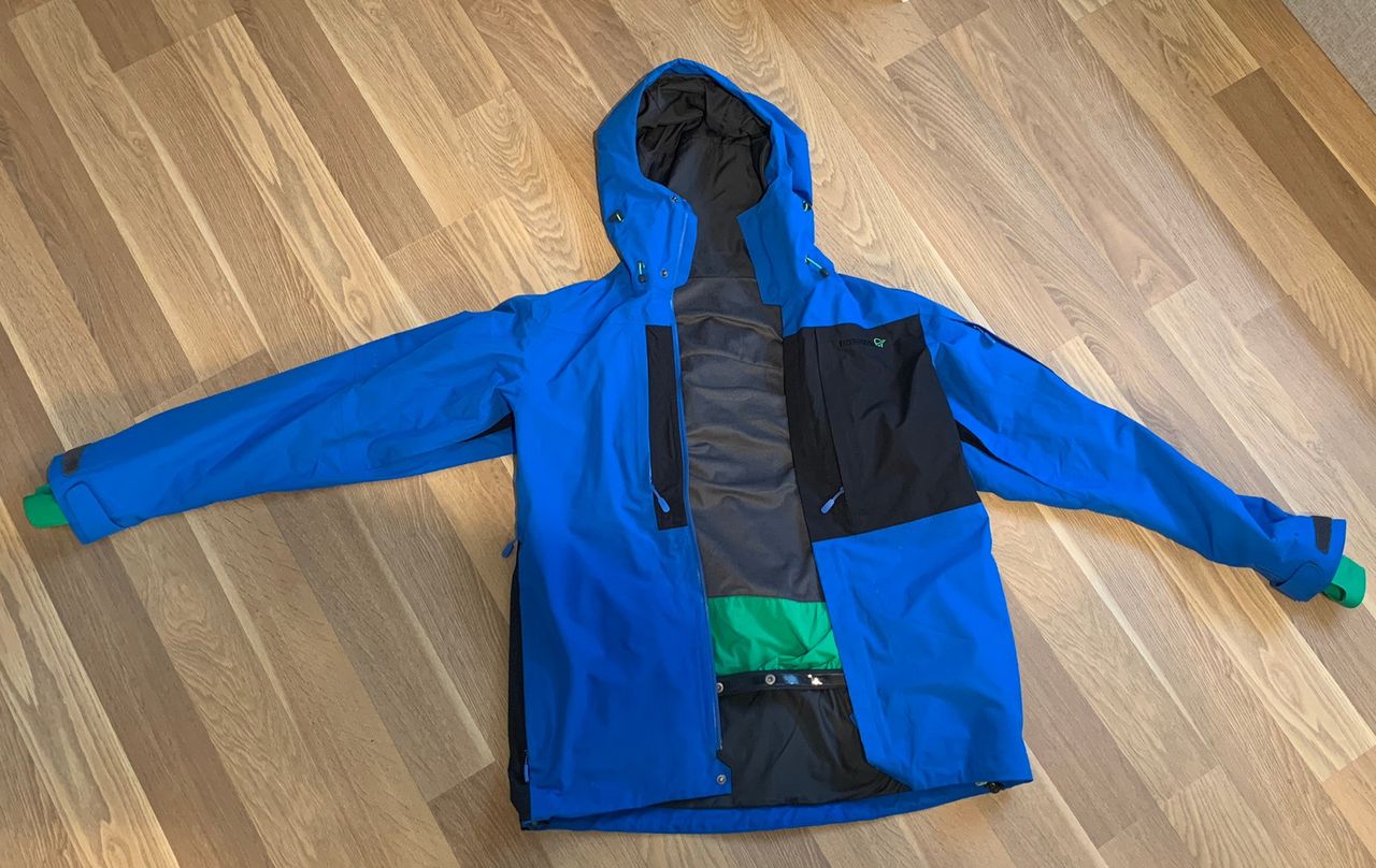 Norrøna Narvik Gore Tex 2L Jacket medium | FINN.no Norrøna Narvik GoreTex ski jakke | FINN.no