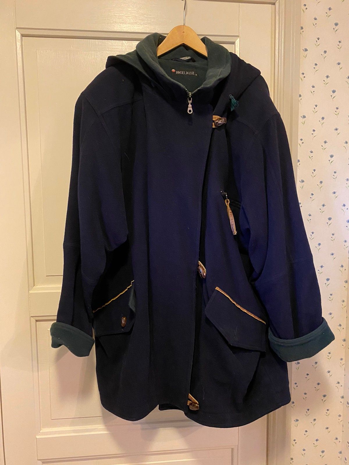 Vintageretro. Flott varm jakke mhette. | FINN.no Selger en flott vintage kåpe | FINN.no