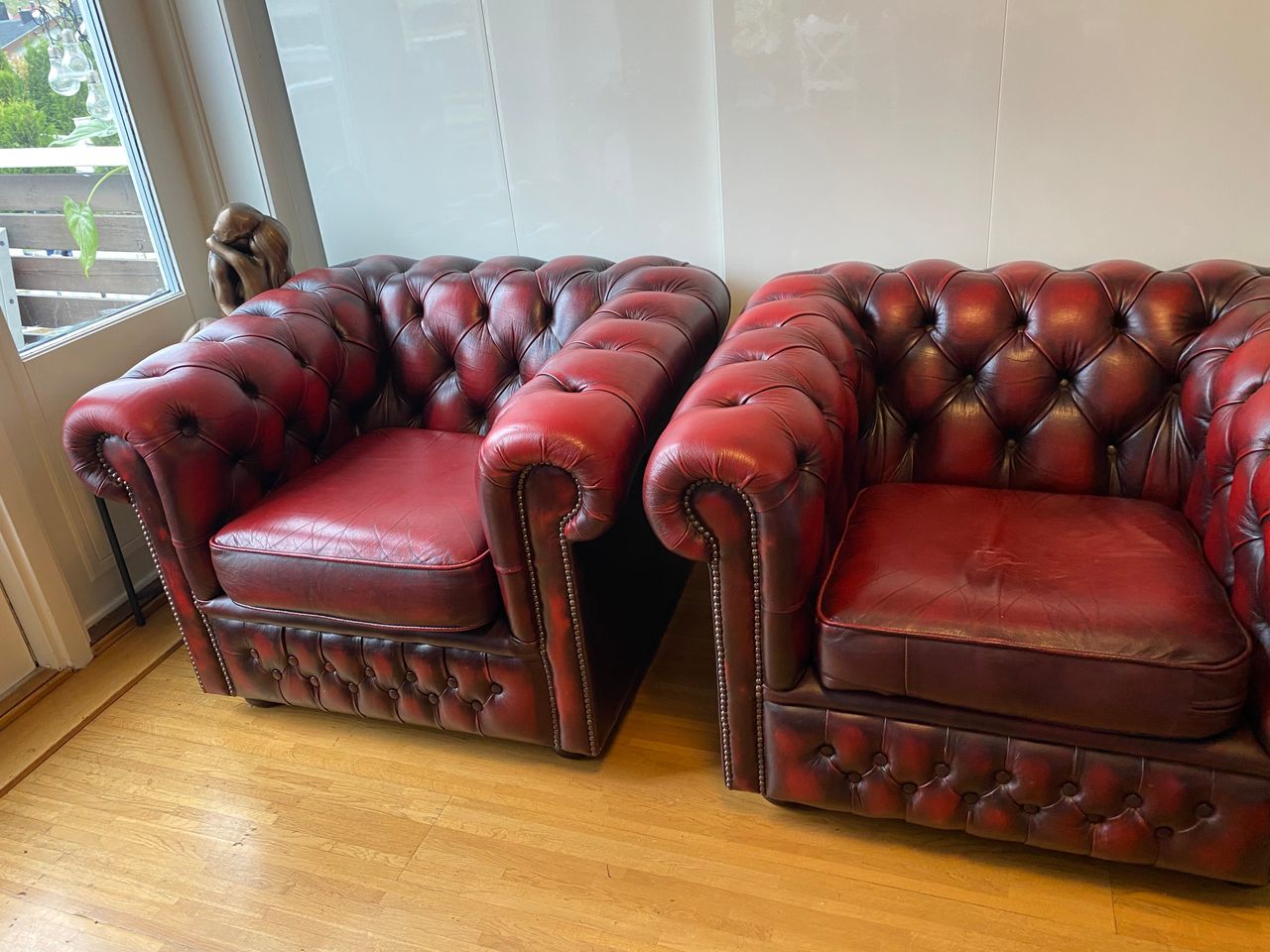 2stk flotte originale Chesterfield stoler | FINN.no Flott chesterfield stol selges | FINN.no