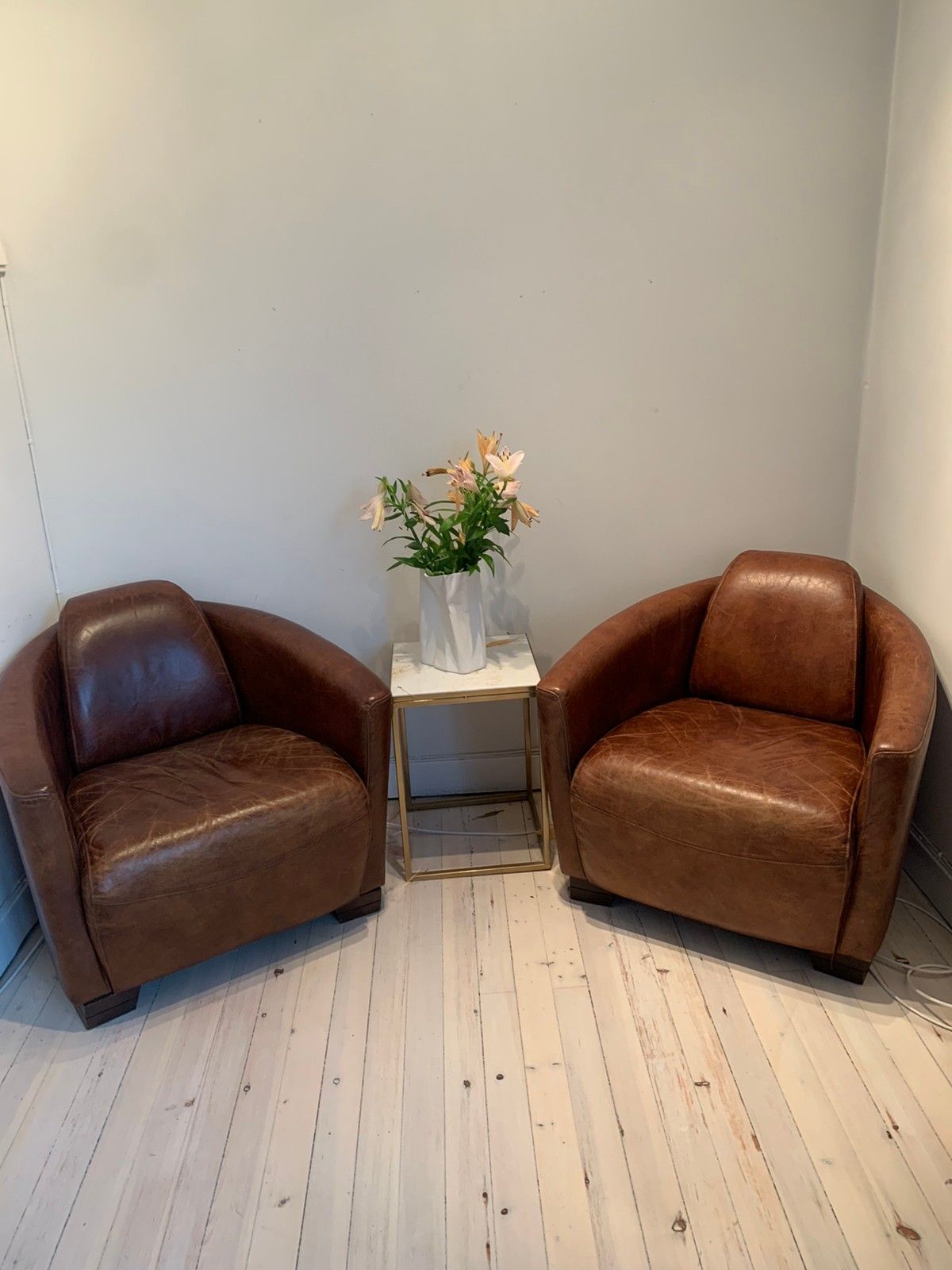 Reservert: Rocket Chairs skinnstoler selges billig | FINN.no TILBUDSPRIS, Rocket stoler i Italiensk aniline skinn | FINN.no