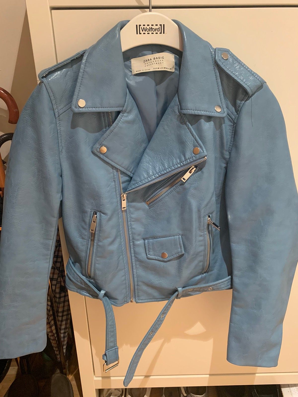Zara skinnjakke | FINN.no ZARA skinnjakke | FINN.no