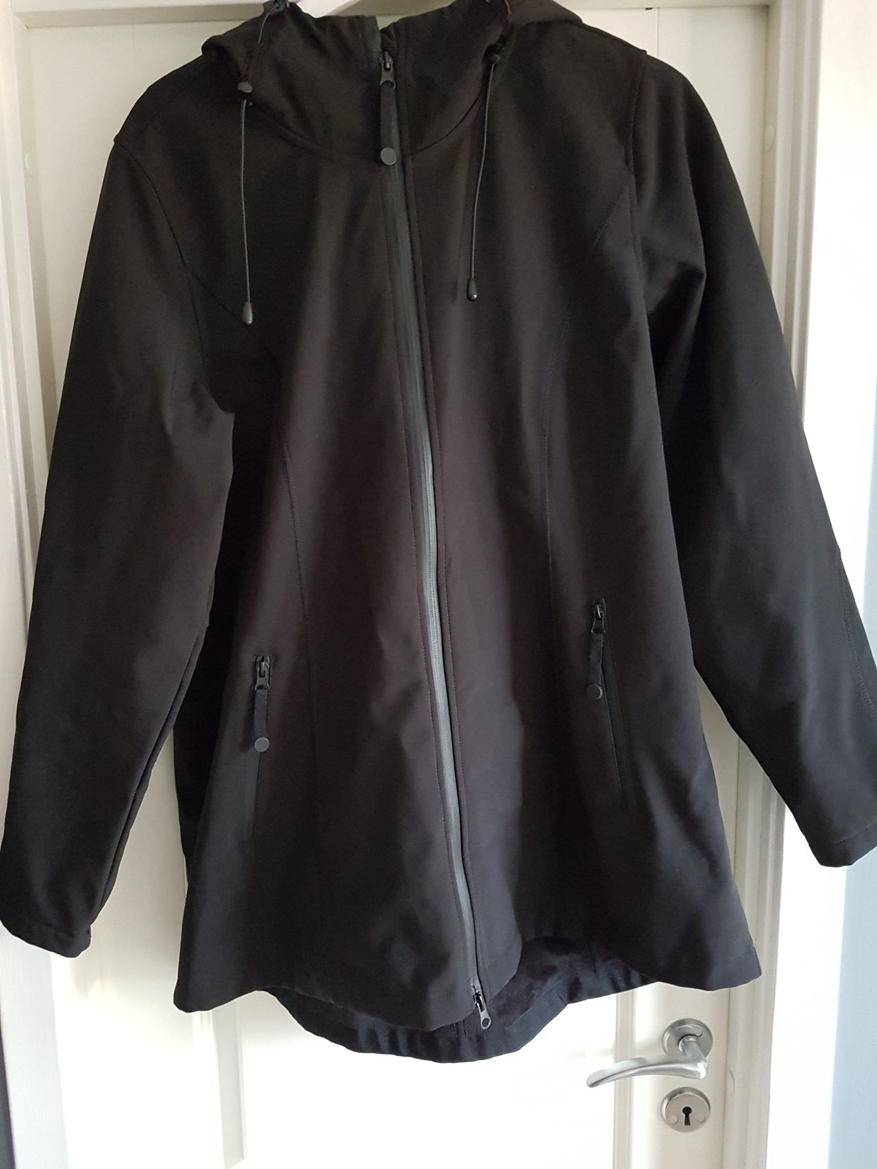 Softshell jakke i str. S44 fra Zizzi | FINN.no Softshell jakke i str. S44 fra Zizzi | FINN.no