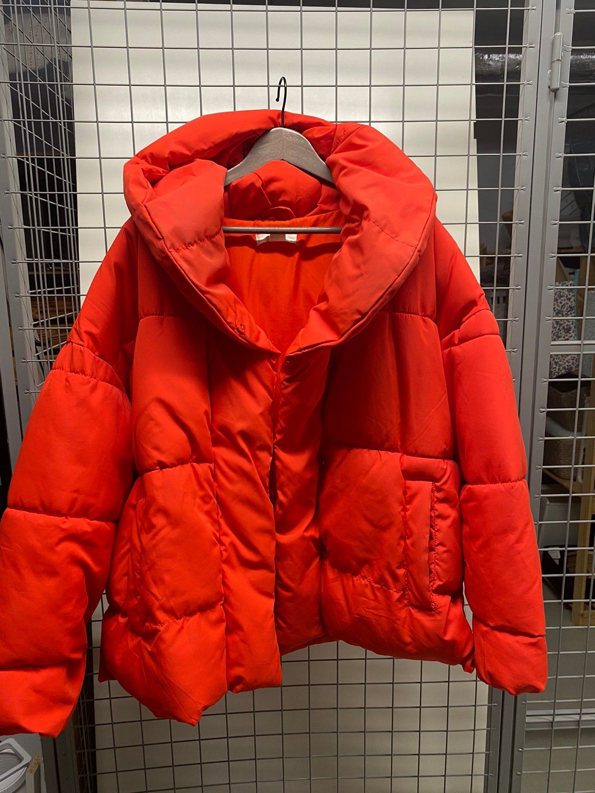 Rød boblejakke fra Zara | FINN.no Rød boblejakke fra Zara | FINN.no