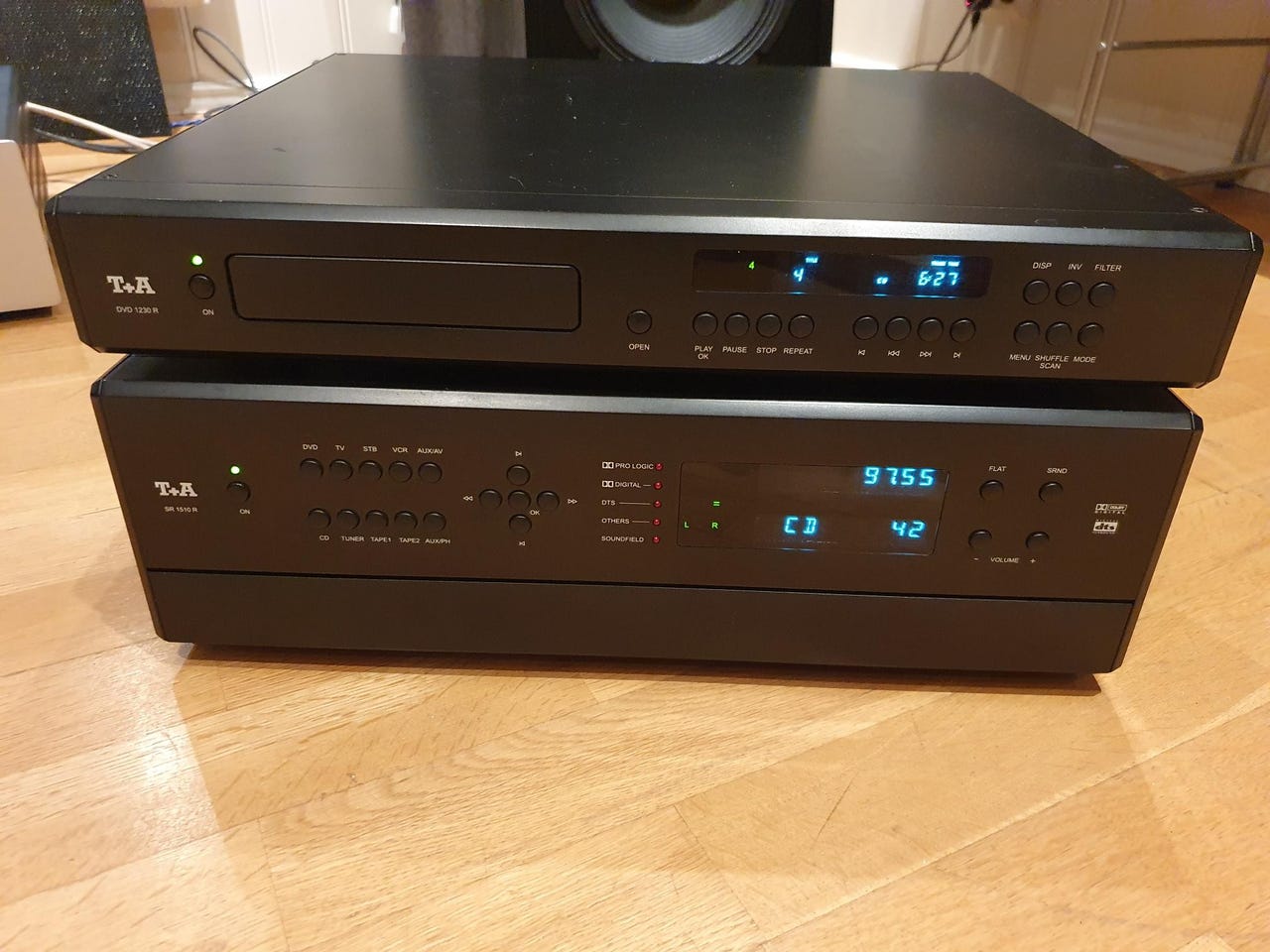 T+A SR 1510 R - Receiver- T + A DVD 1230 R | FINN torget