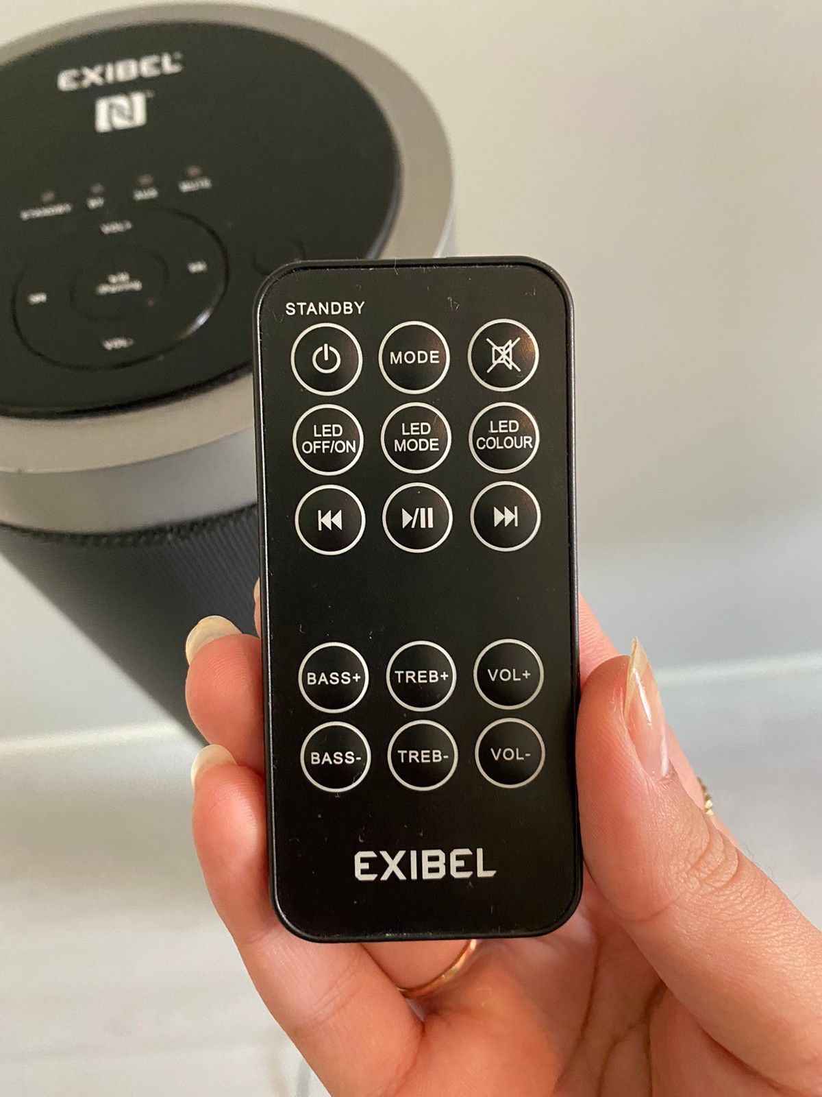 Exibel BTX1500 Speaker with Remote