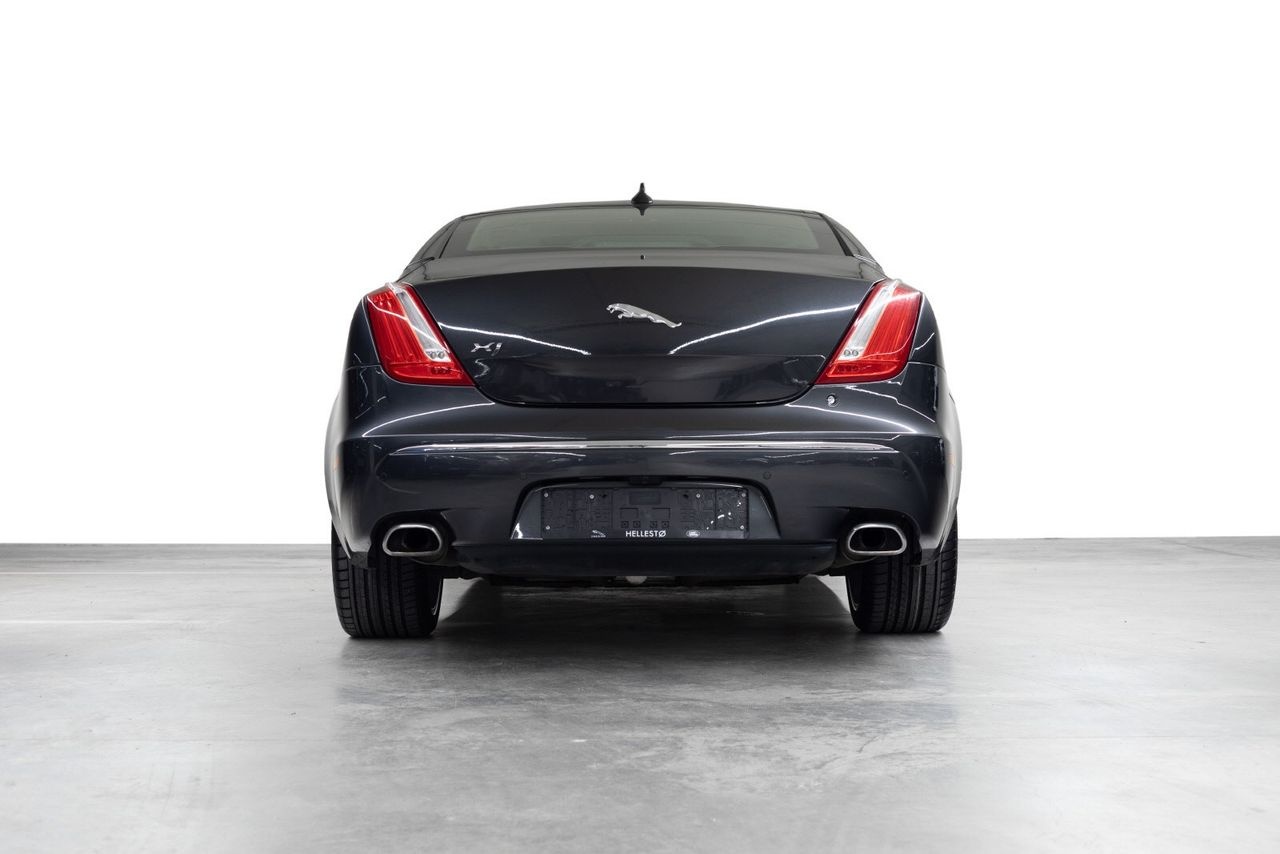 Jaguar XJ 3.0 V6 D 275 hk Jaguar XJ 3.0 V6 D 275 hk