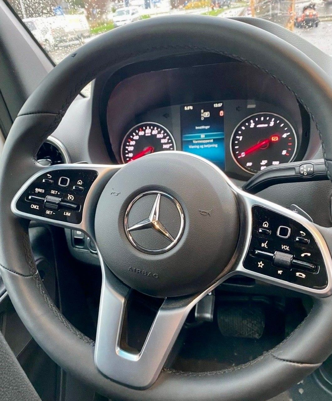 212_749095413.jpg