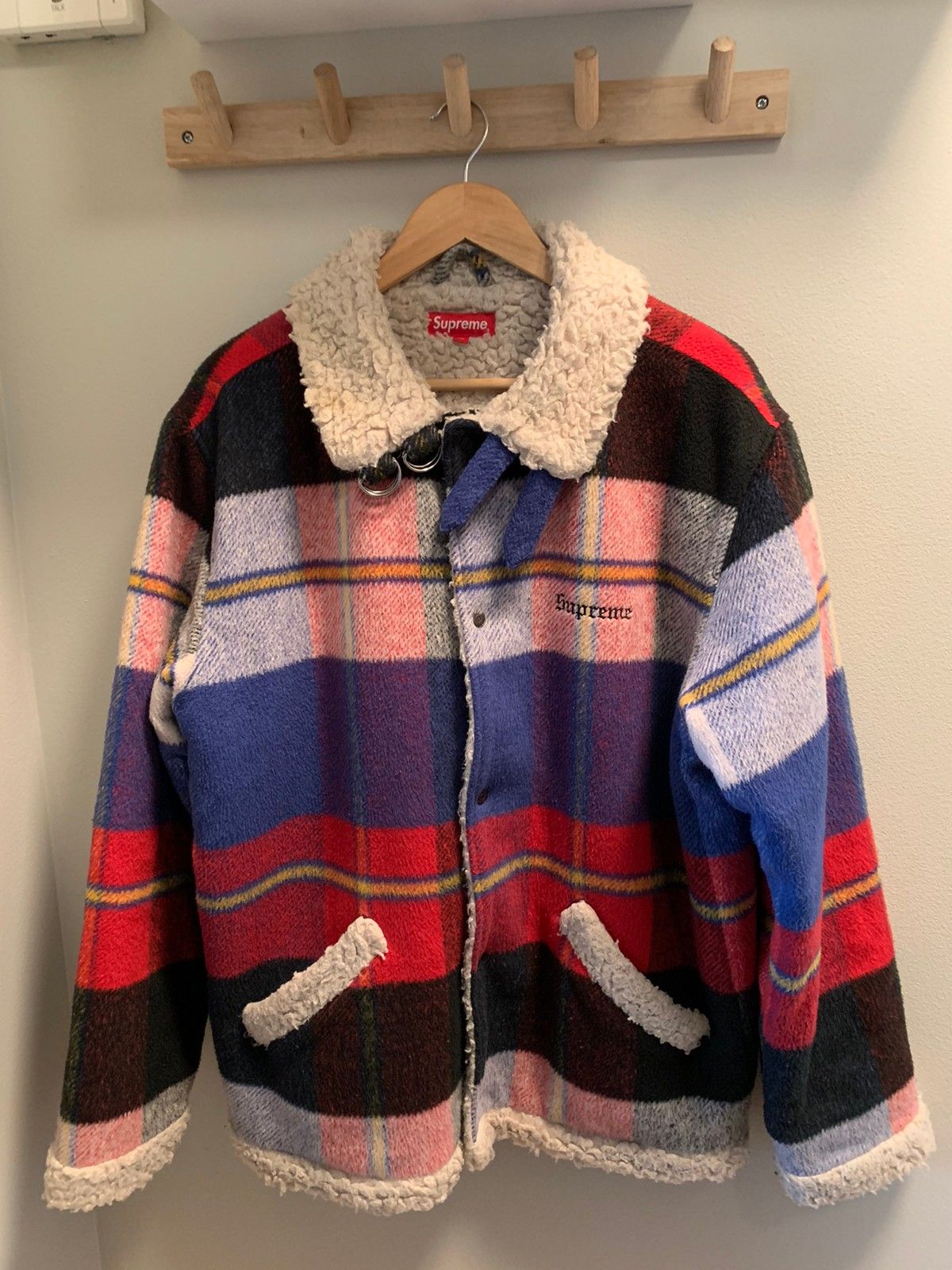 Supreme plaid shearling bomber | FINN torget