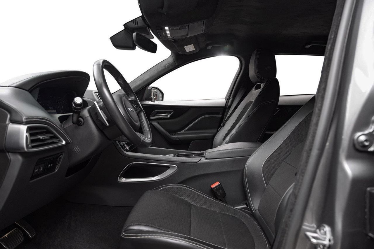 Jaguar F-PACE 2.0 D AWD R-Sport Jaguar F-PACE 2.0 D AWD R-Sport