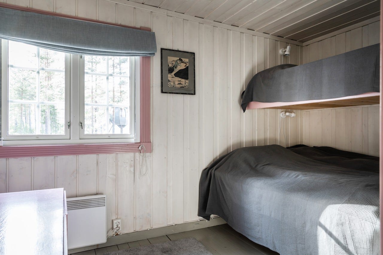 Soverom 5 Familiekøye, 140cm nede og 90cm oppe Galleribilde