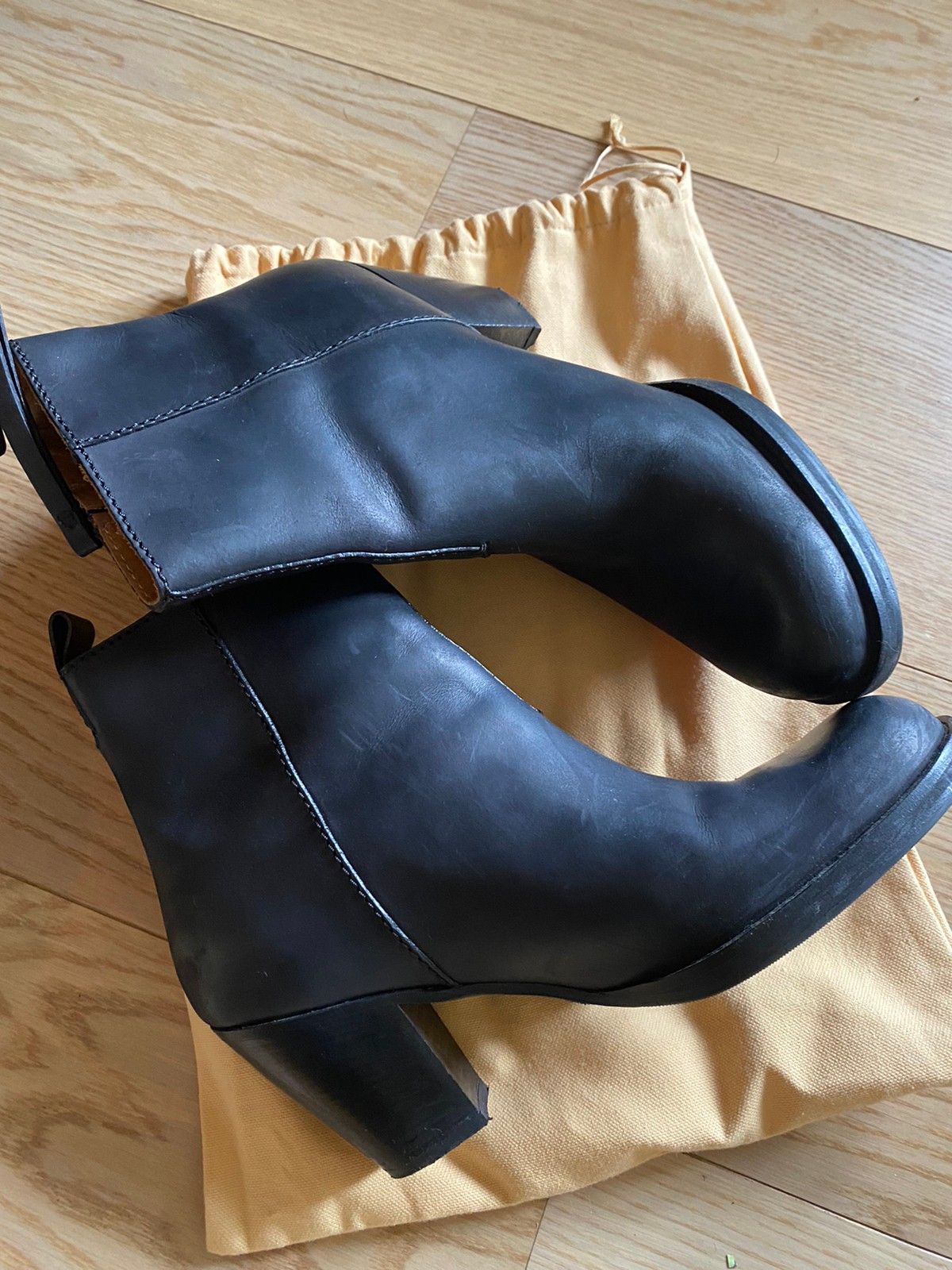 Acne rise outlet boots