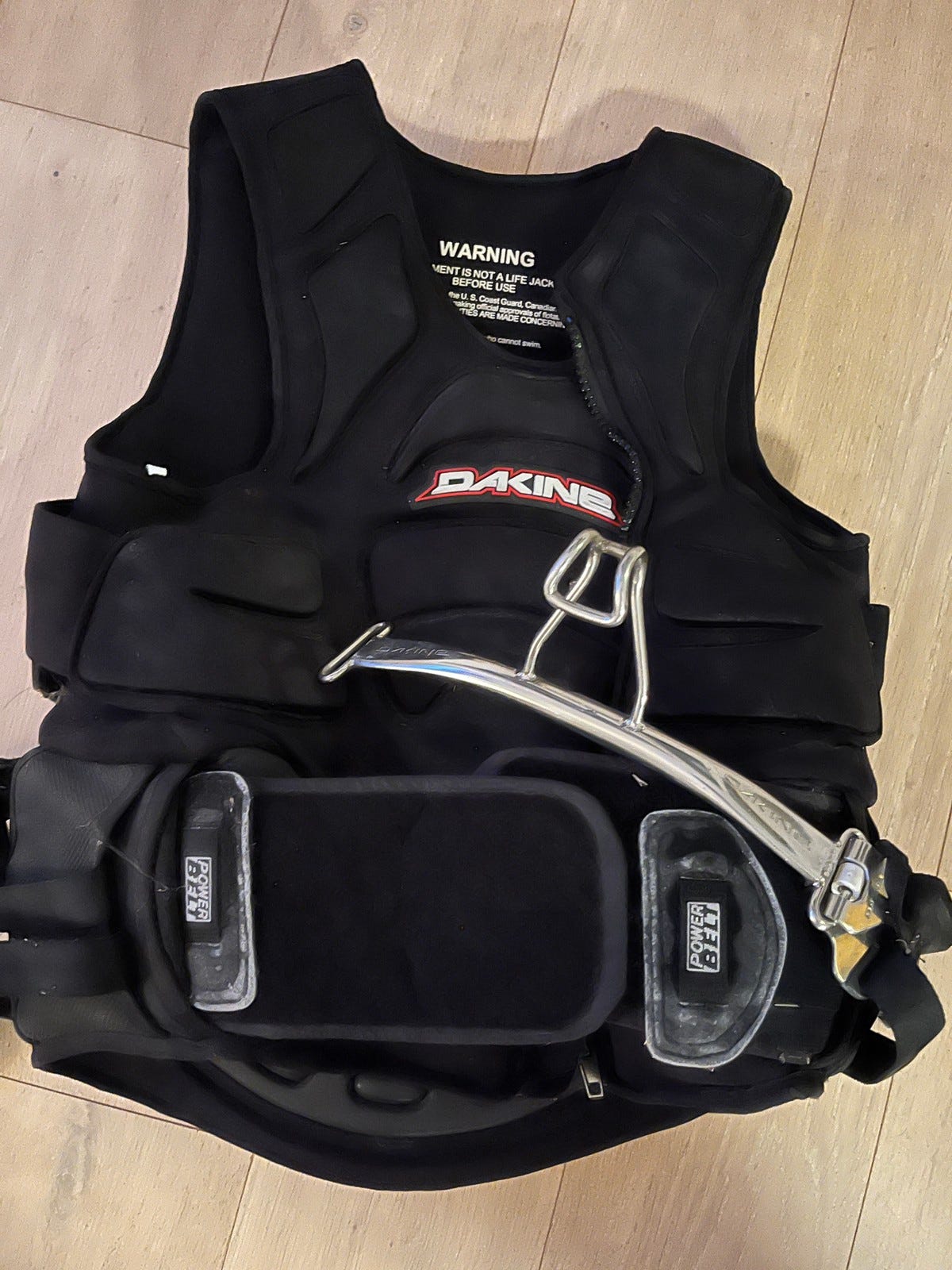 Dakine Impact vest harness FINN
