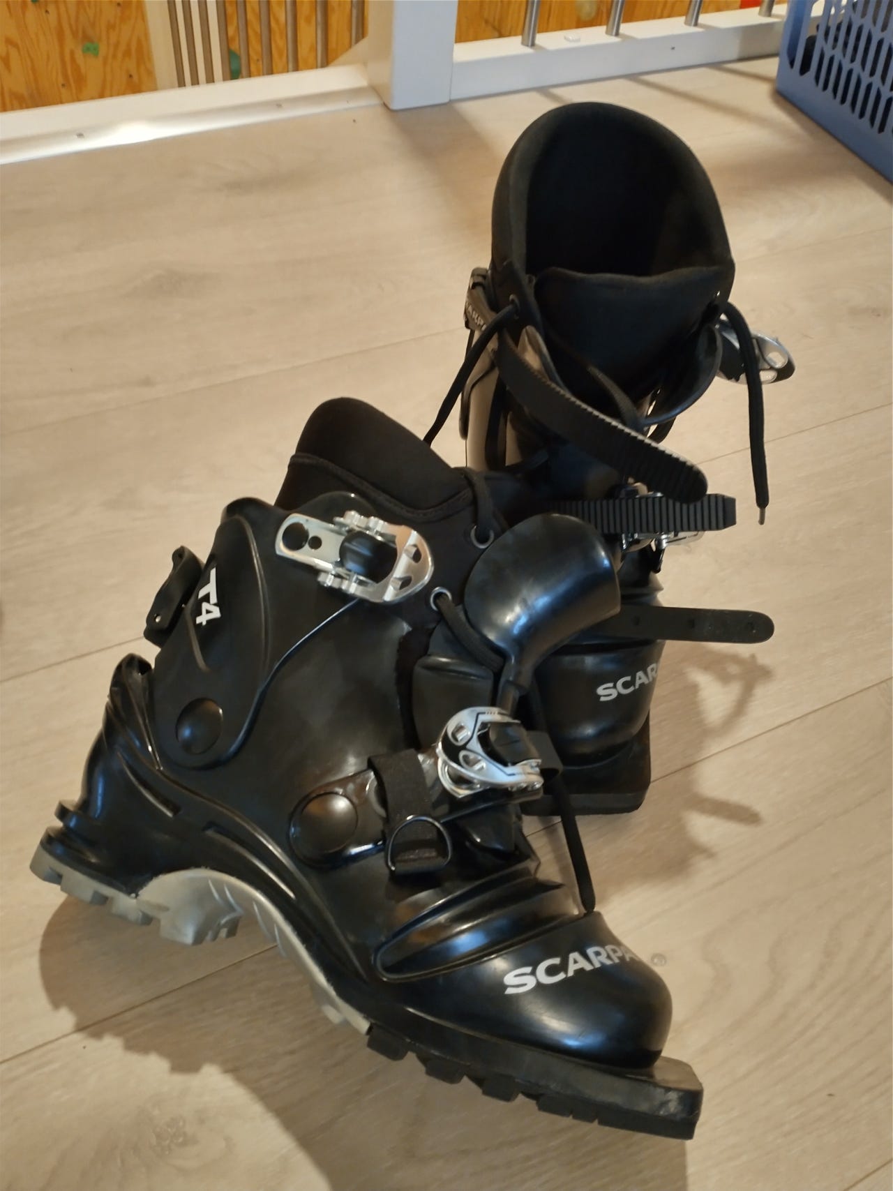 Scarpa T4, Mondo 260 FINN.no