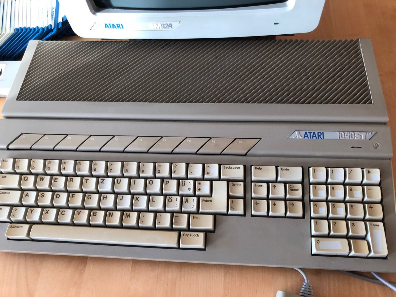 ATARI 1040ST Et Samleobjekt Komplett FINN Torget