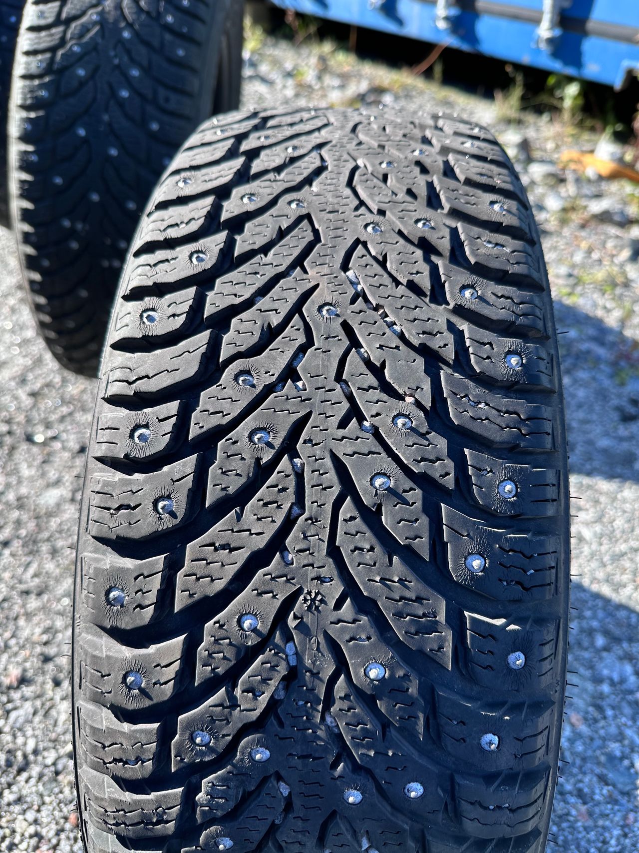 4 Stk Vinterdekk M/ Pigg 205/60R16.Nokian Tyres Hakkapeliitta 7 + 9 ...