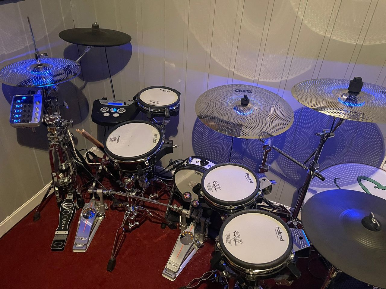 Roland TD SXT Elektrisk Trommesett Oppgradert Zildjian Gen Pearl Demon Drive FINN Torget