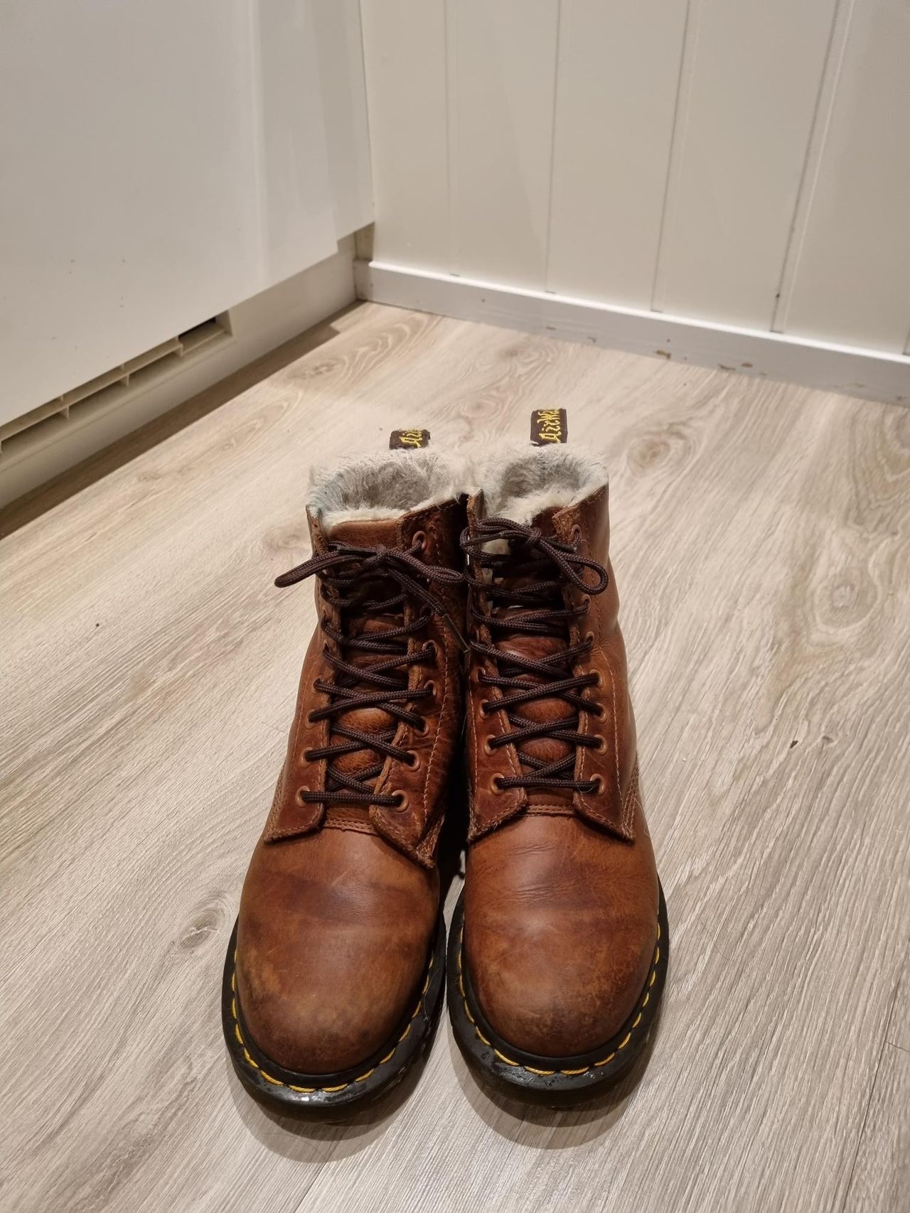 Dr Martens Vintersko 38 FINN No