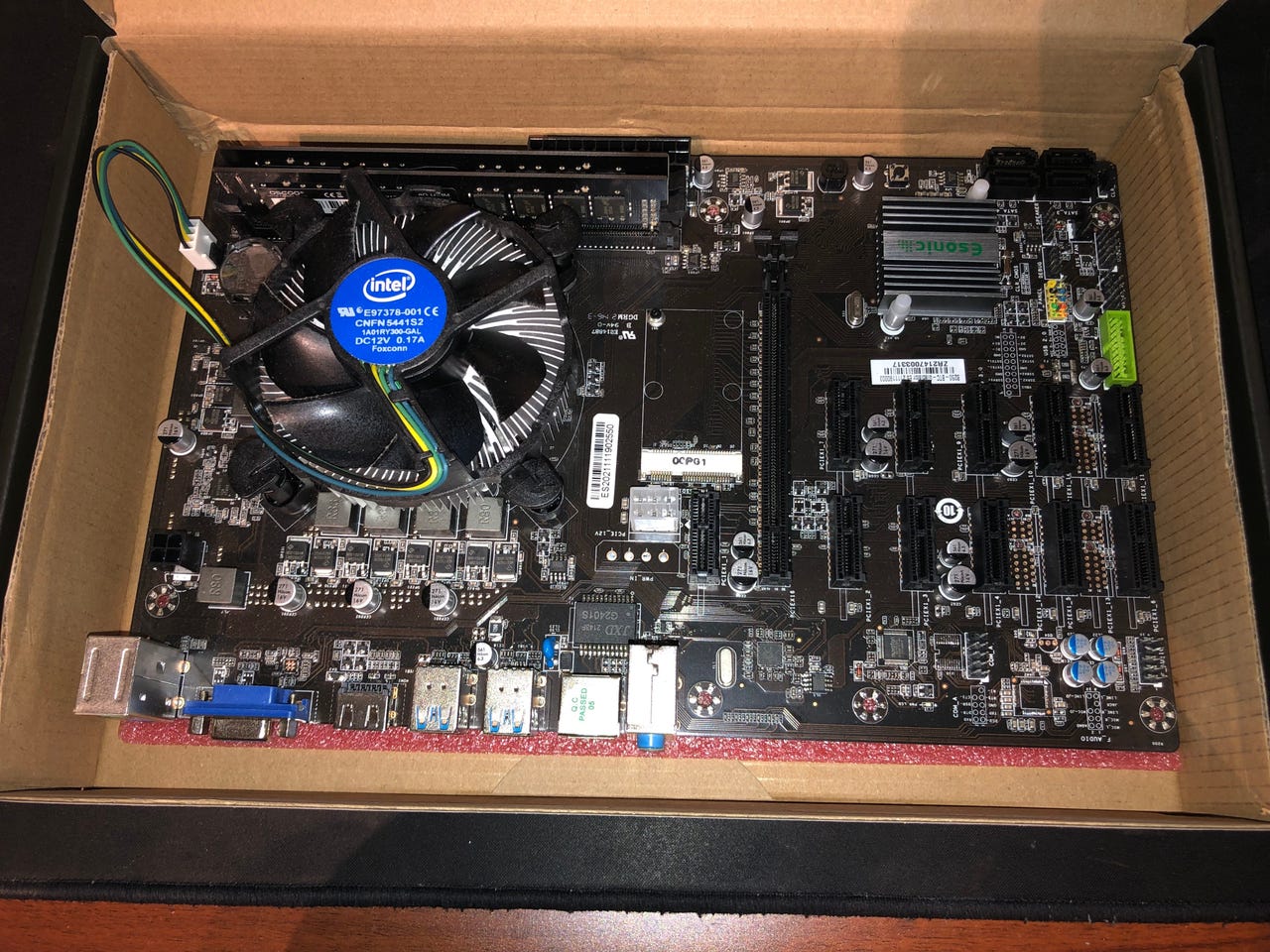 B250 - BTC - Gladiator- G3930 - 16Gb ddr4 +12 Risers | FINN torget