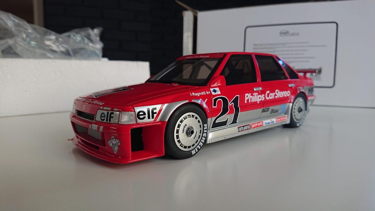 Ottomobile OT560 Renault 21 Super Tourisme #21 Jean Ragnotti 1/18 Résine