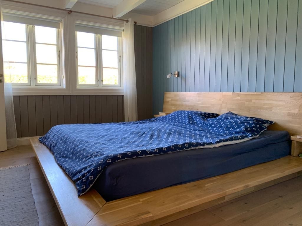 Soverom II med stor dobbeltseng Galleribilde