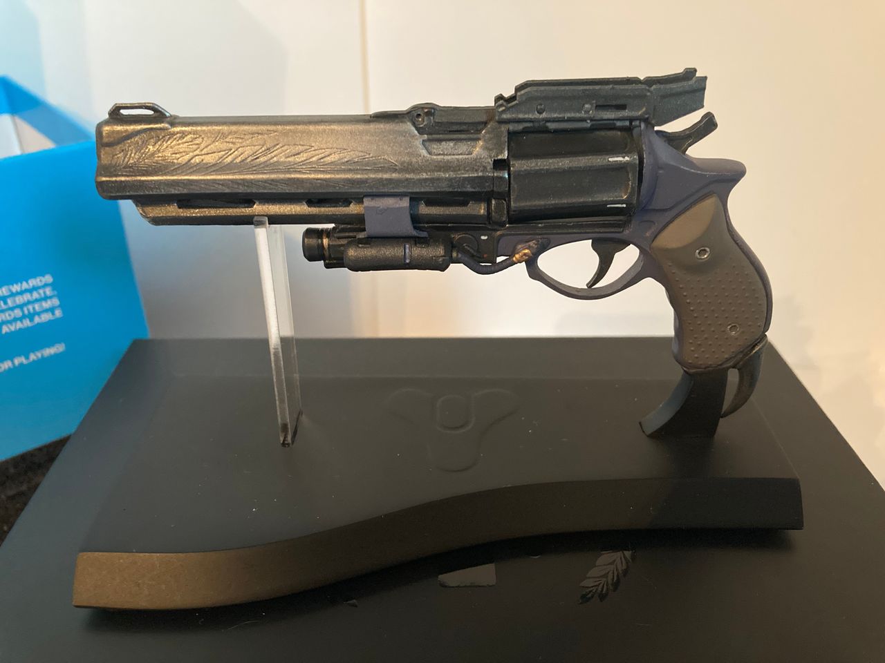 Destiny 2 Hawkmoon Bungie Rewards Replica | FINN torget