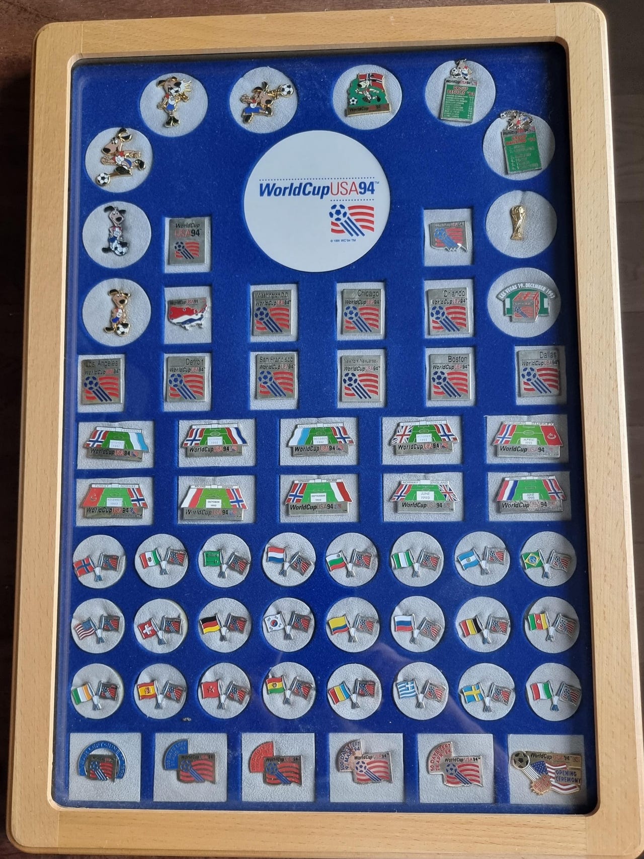 VM USA 1994 pins samling | FINN-torget