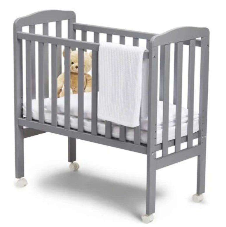Bedside crib / sprinkelseng / sideseng med madrass FINN