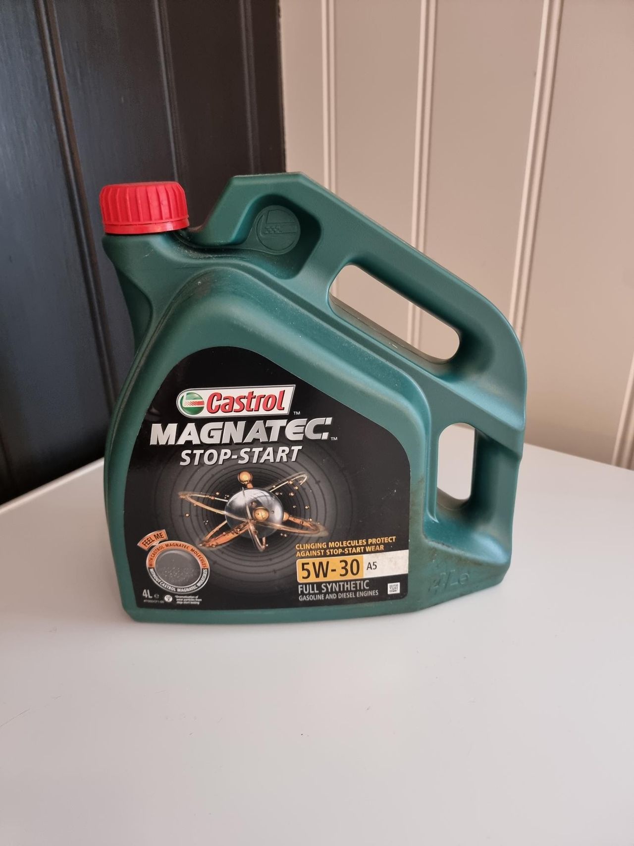 Uåpnet 4 liter Motorolje Castrol Magnatec 5w30 A5. | FINN torget