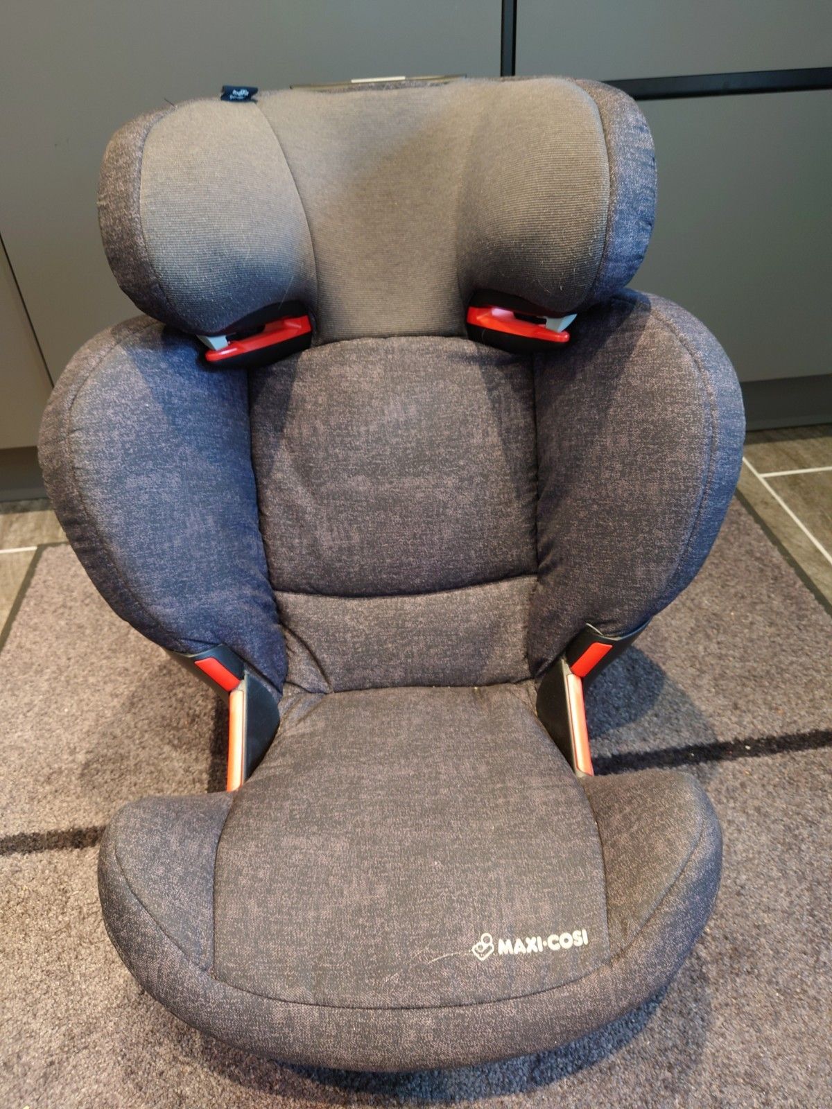 Barnesete bilsete maxi cosi justerbart til voksende barn med isofix