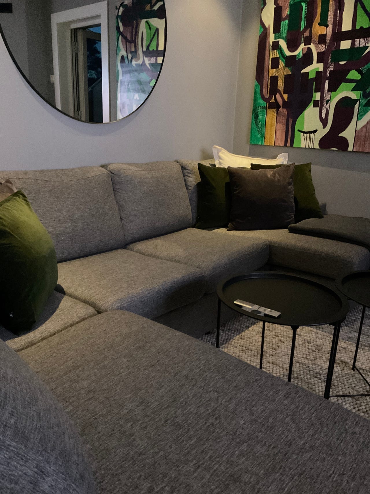 Stor Usofa til salgs FINN