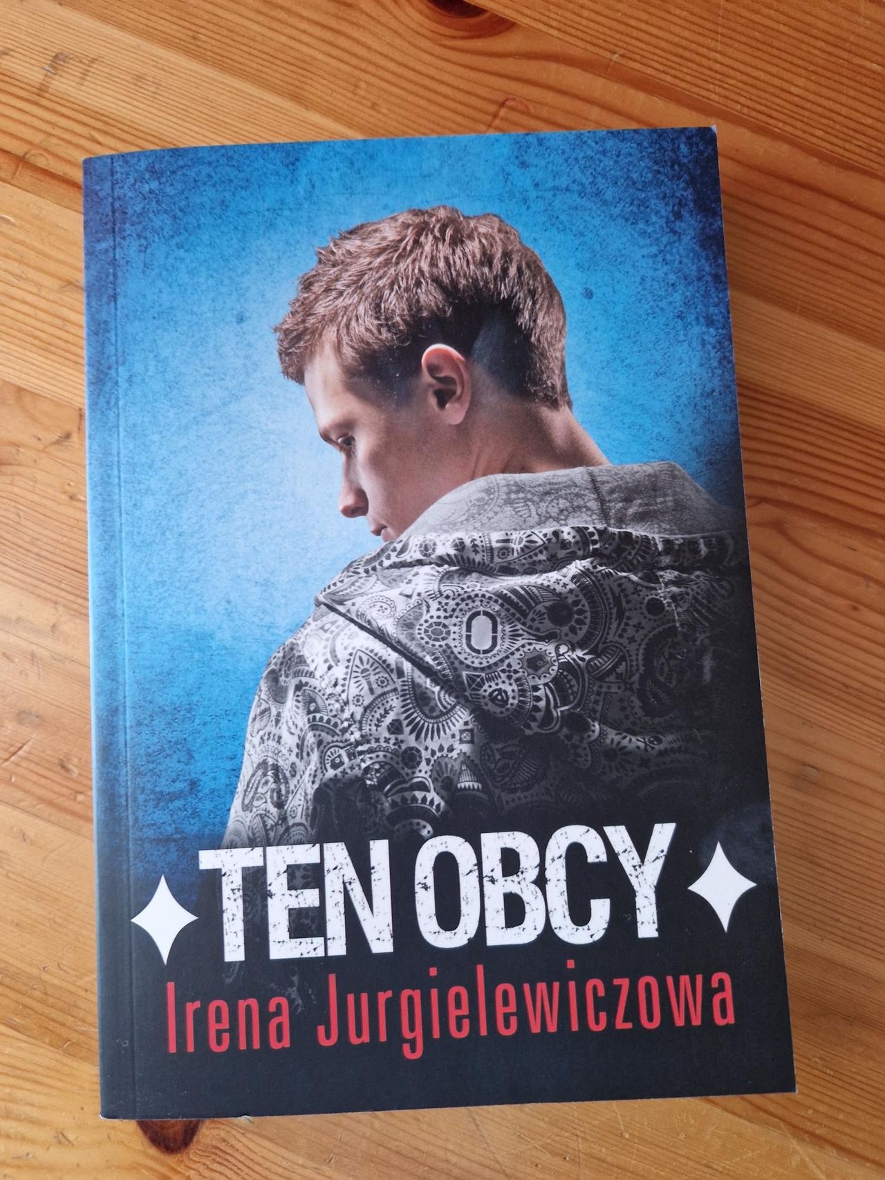 Ten Obcy Irena Jurgielewiczowa Film Cda Ten obcy - Irena Jurgielewiczowa. | FINN.no