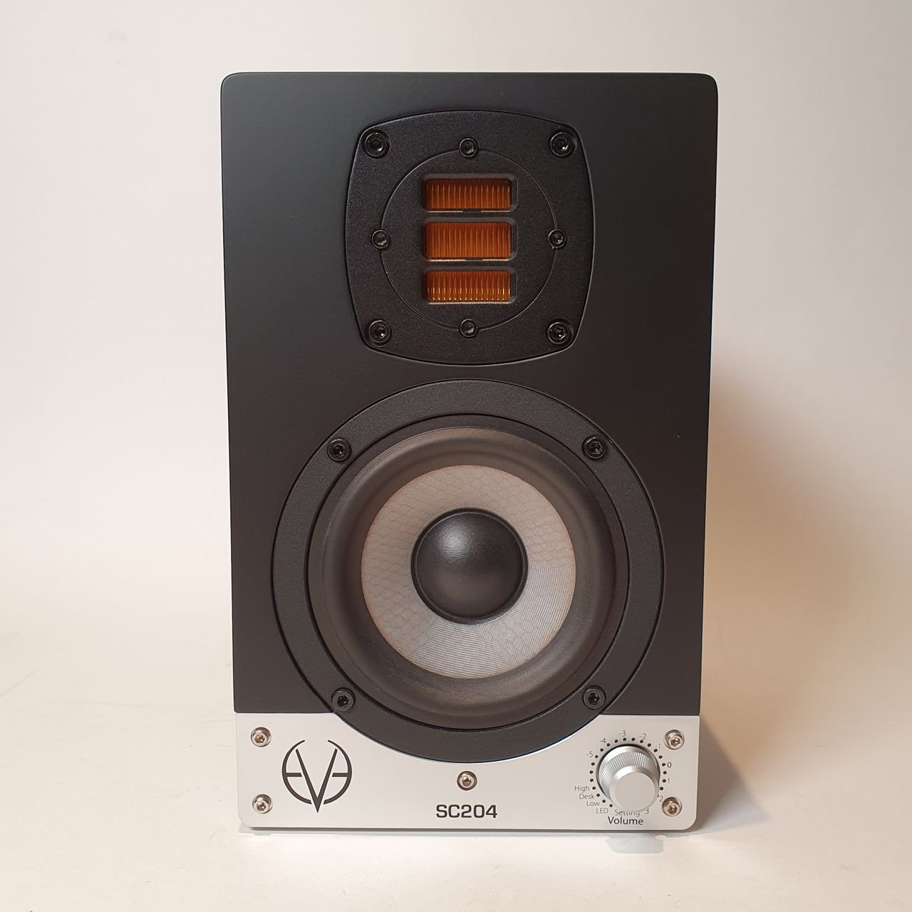 EVE Audio SC305 3-Way, 5