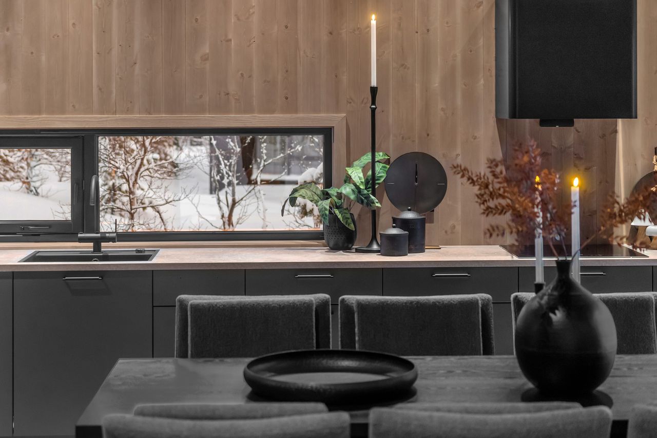 Image #24 Innholdsrik arkitekttegnet hytte på stor tomt - Smarthytte med varmepumpe