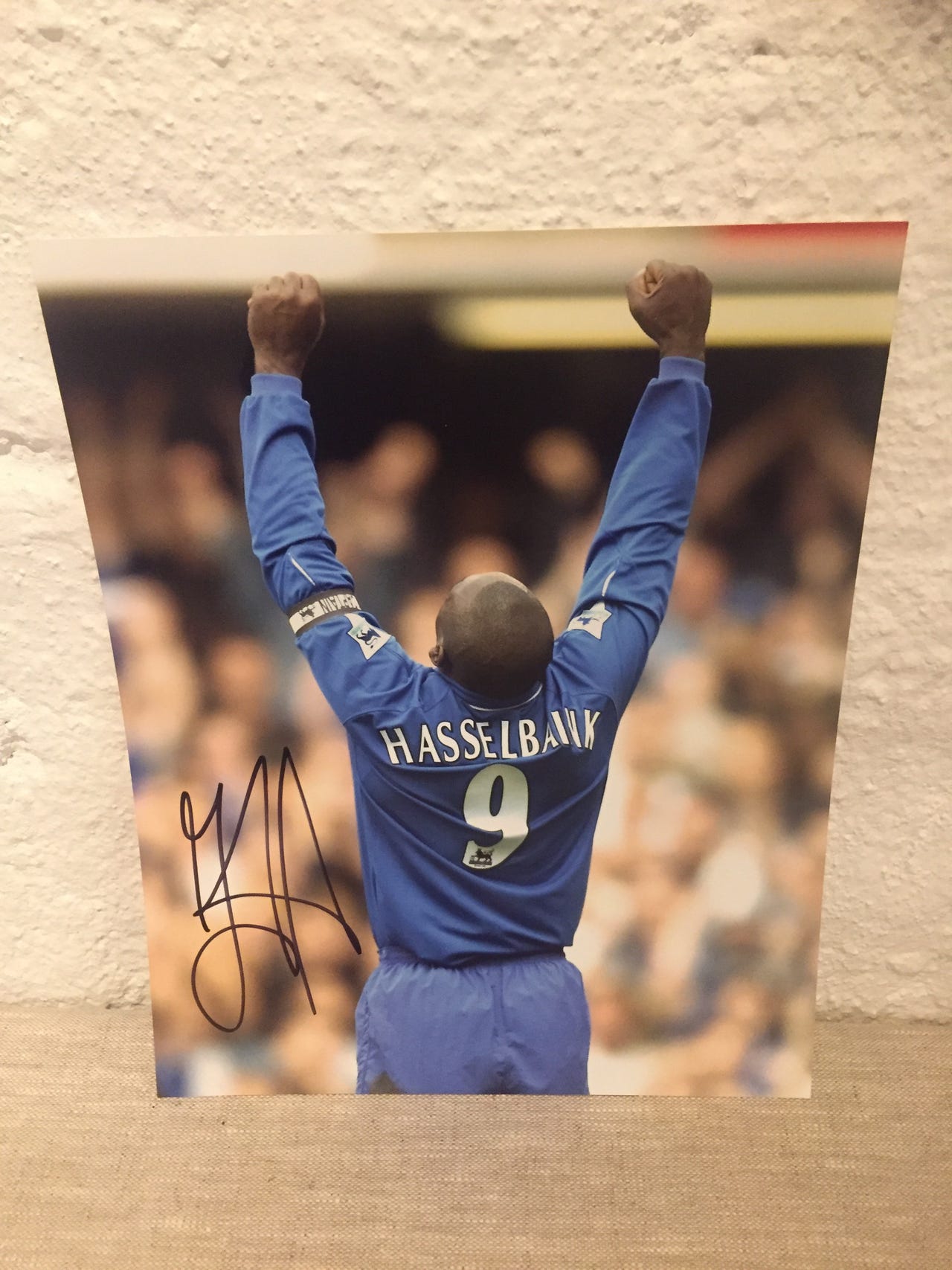 Framed Jimmy Floyd Hasselbaink Signed Atletico Madrid Soccer Jersey #17 with Beckett COA