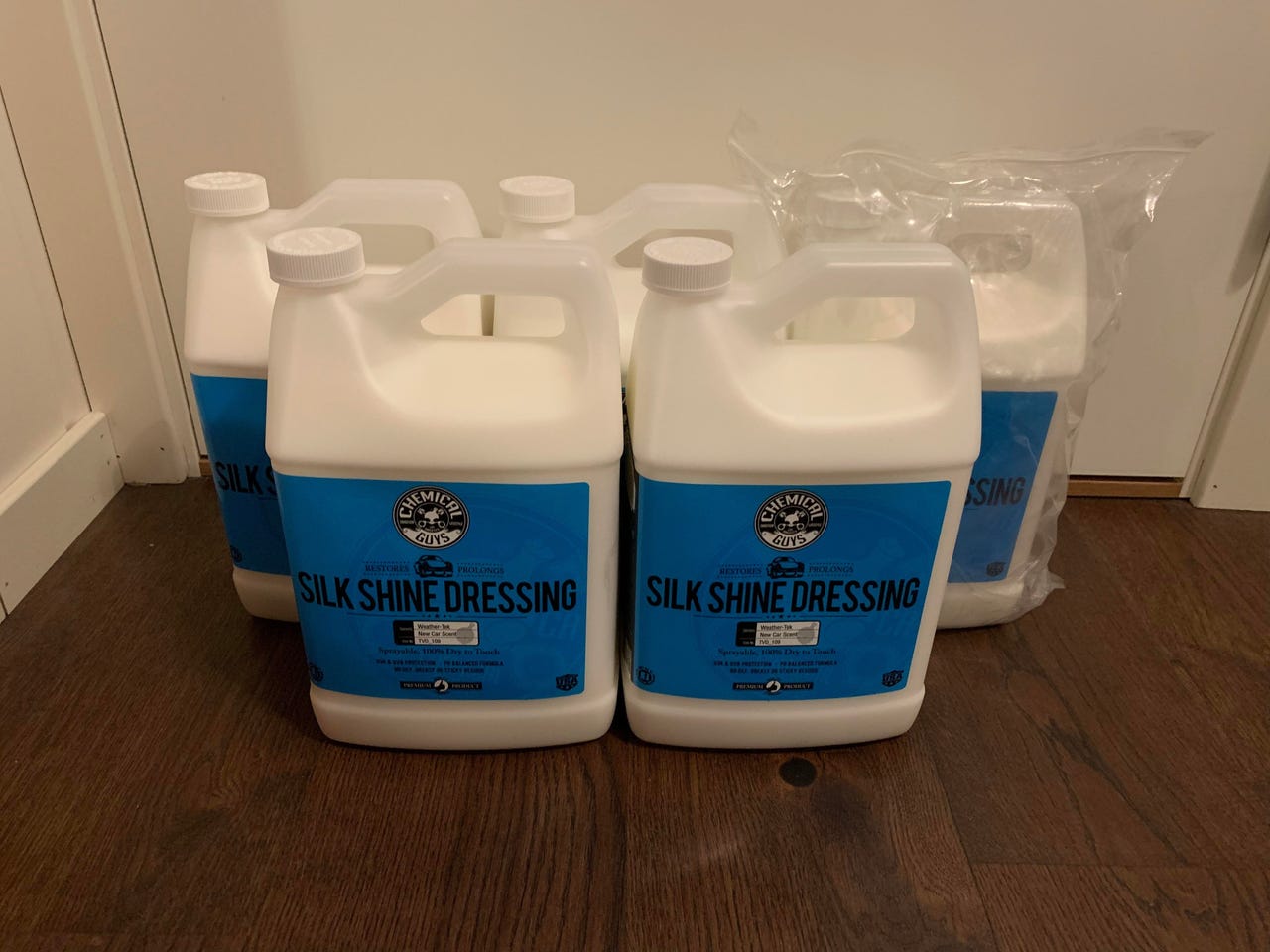 5 Nye Chemical Guys Silk Shine Dressing 3 7 Liter FINN Torget 5 nye chemical guys silk shine dressing 3 7 liter finn torget
