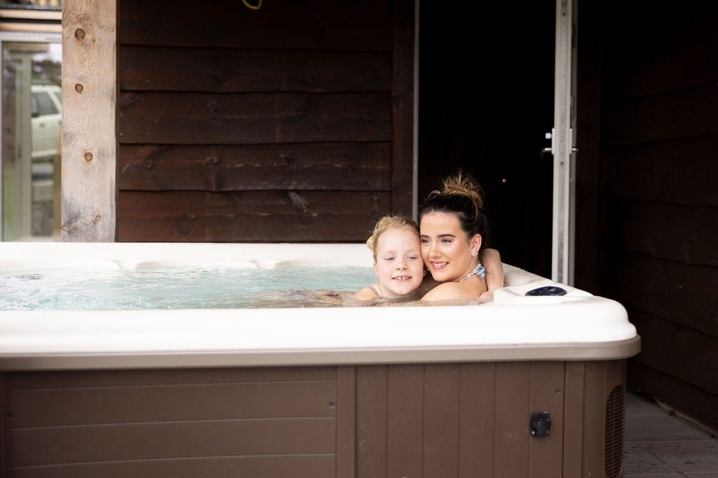 Utgang fra badet til jacuzzi, badstu rett innanfor døra Galleribilde