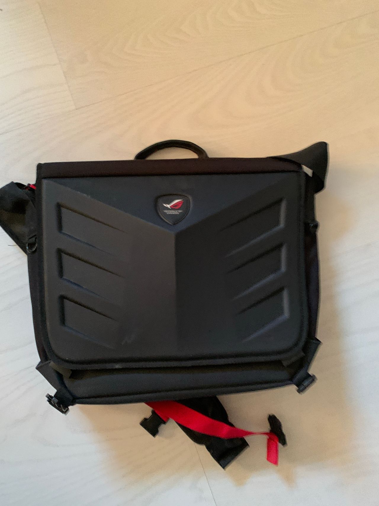 Asus rog ranger clearance messenger