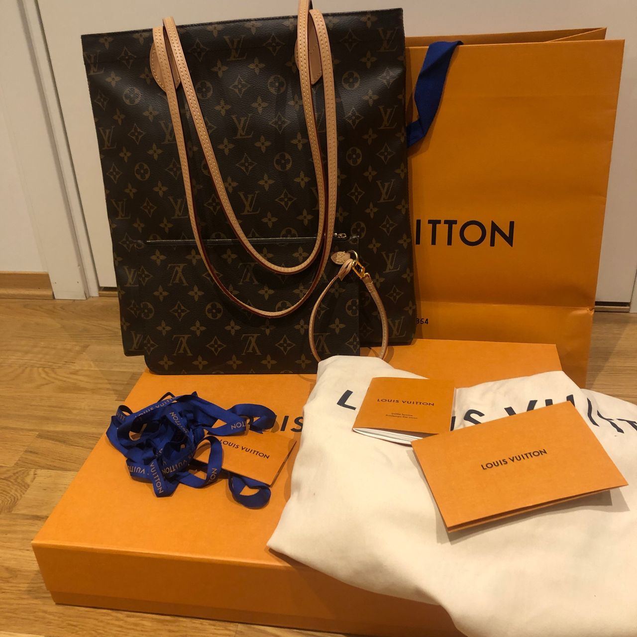 LOUIS VUITTON NEVERFULL MM Monogram Tote Bag No.927