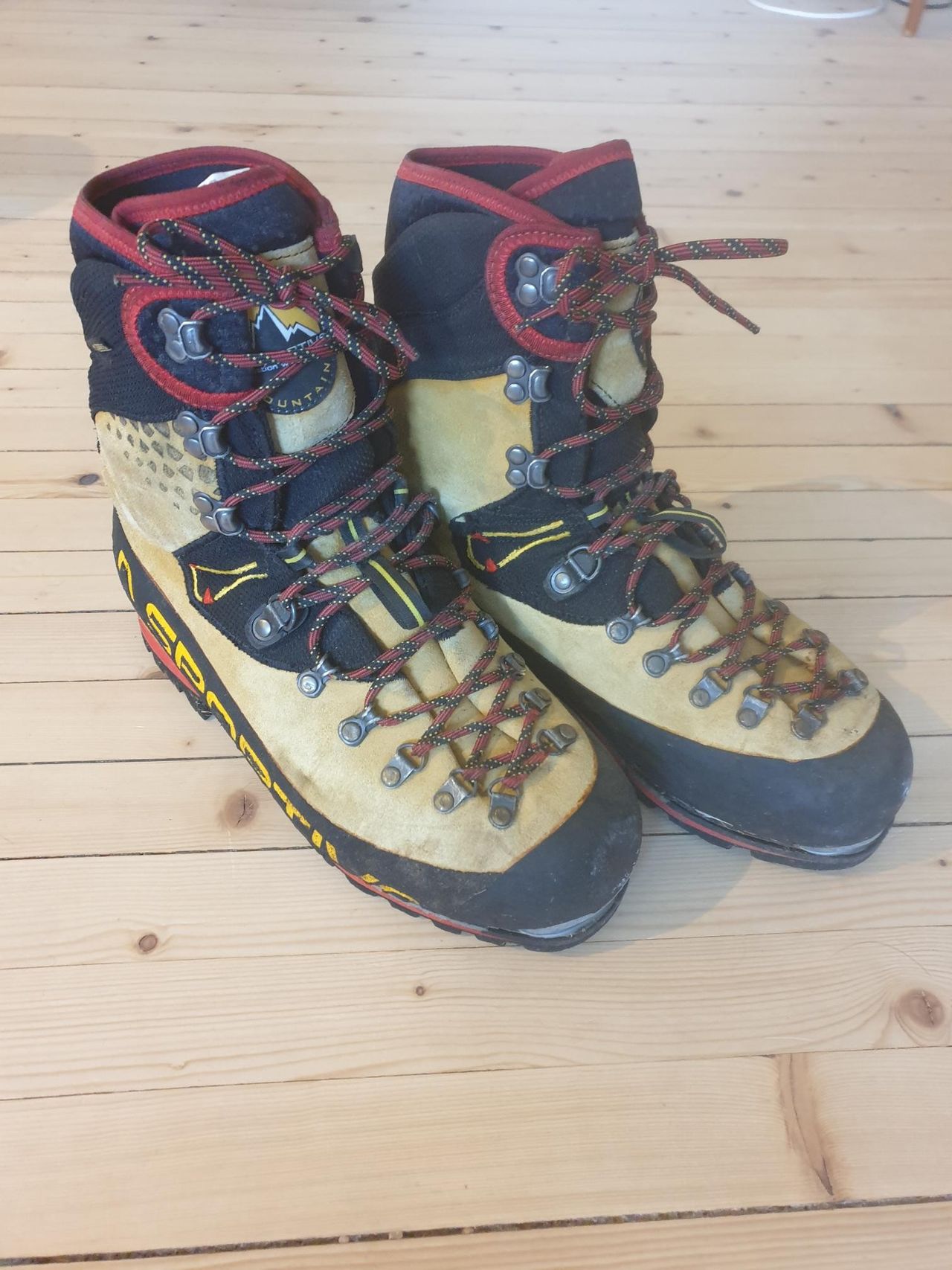 Nepal cube cheap gtx 218