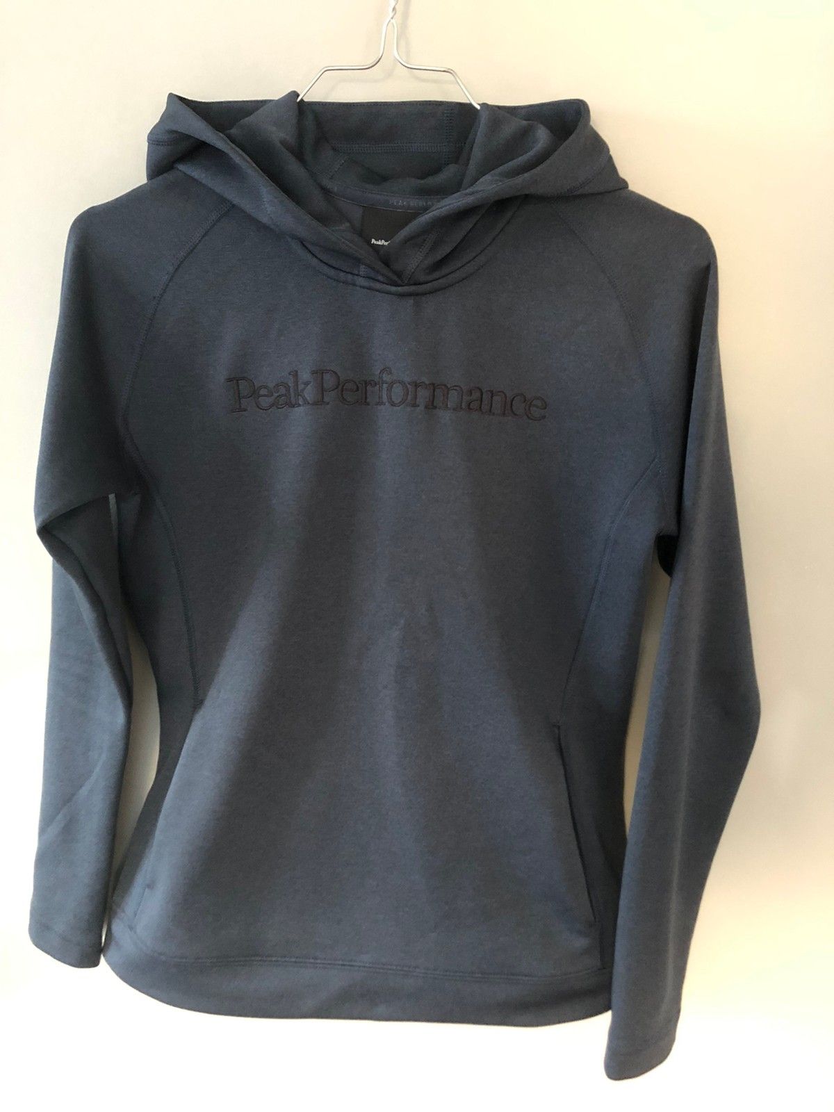 Peak performance hot sale pulse hoodie