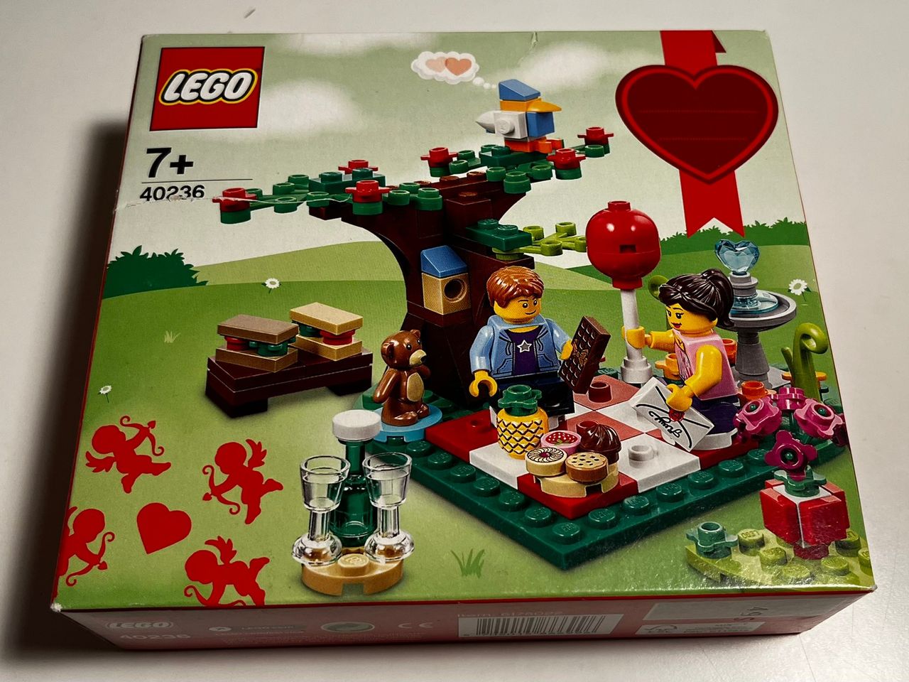 Lego cheap valentine picnic