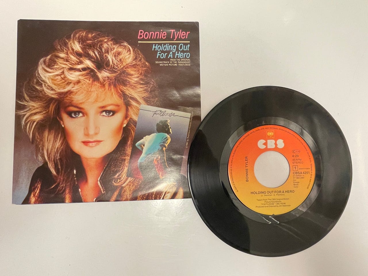 bonnie-tyler-holding-out-for-a-hero-faster-than-the-speed-of-the-night