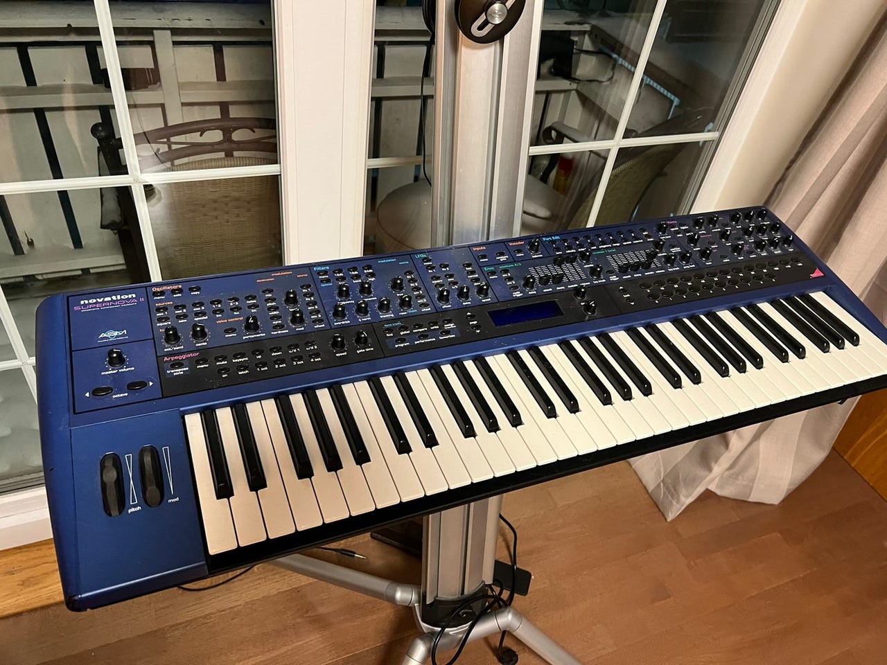 Novation Supernova II PRO,-X, 48 stemmers polyfoni | FINN-torget