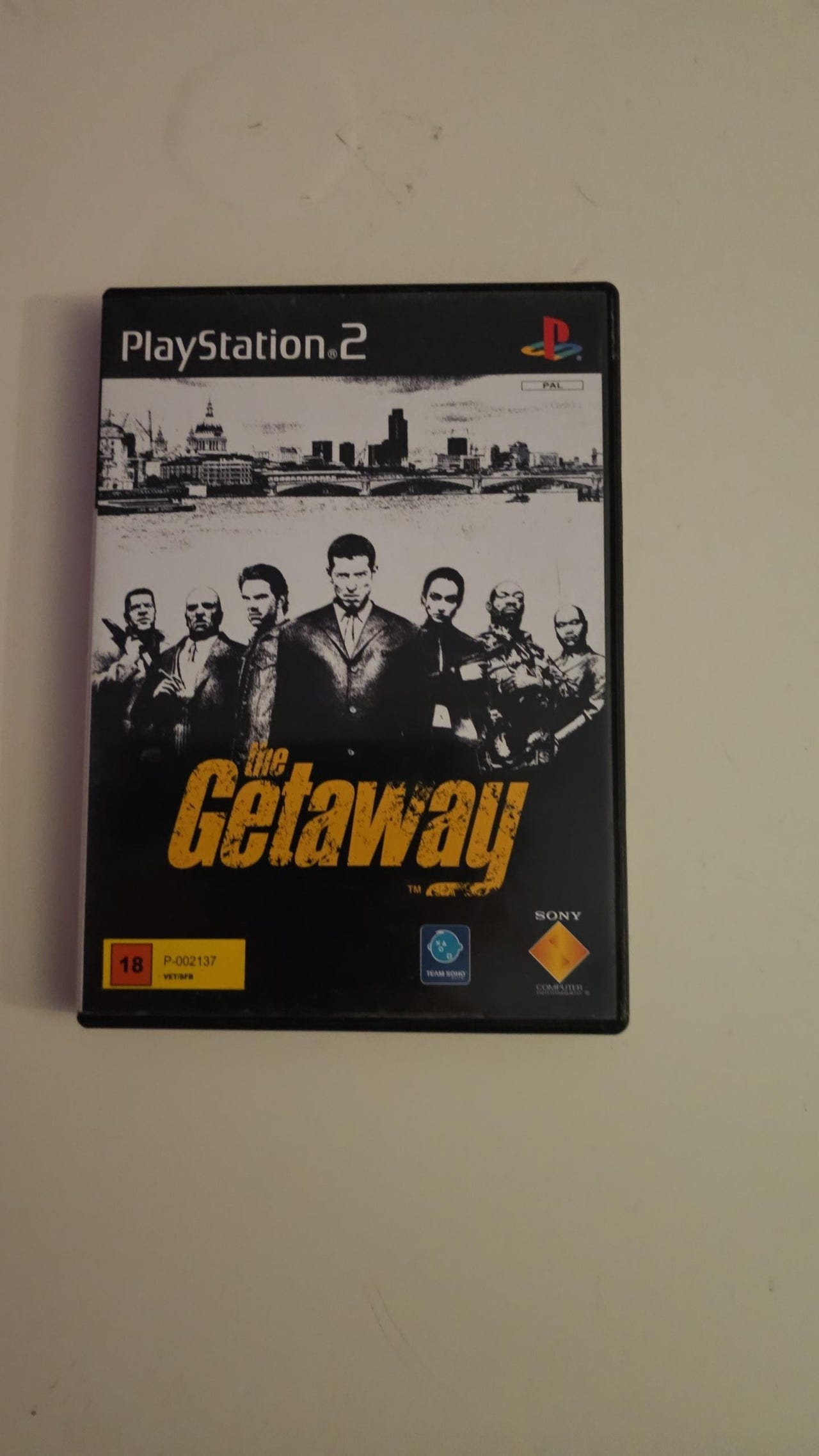 Acheter The Getaway - Platinum - PS2 dans votre magasin GameSpirit