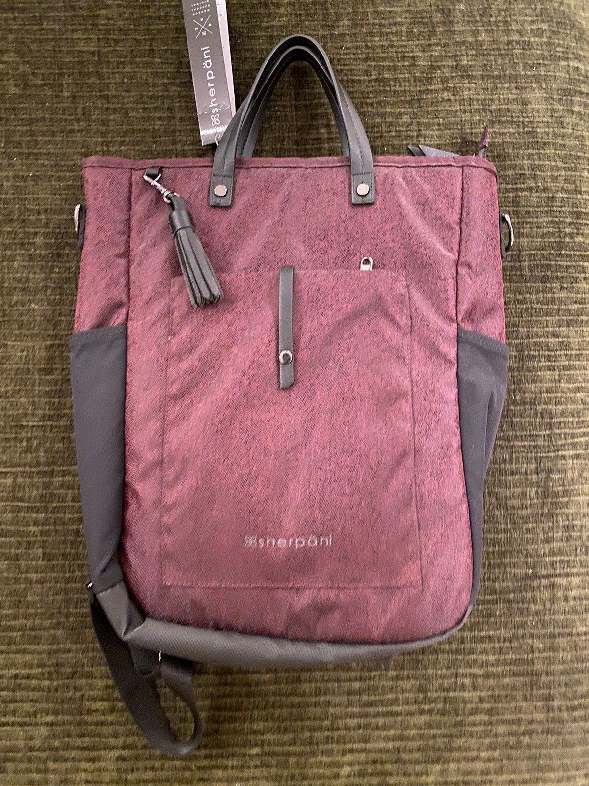 Sherpani hot sale sojourn tote